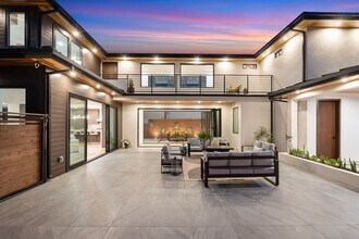 5610 Bellevue Ave in San Diego, CA - Building Photo - Building Photo
