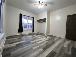 578 W 6th St, Unit 1 in Winona, MN - Building Photo - Building Photo