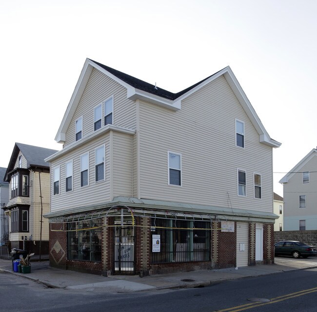 67-71 Mount Pleasant Ave in Providence, RI - Building Photo - Building Photo