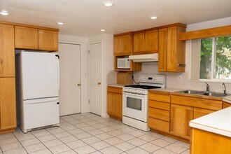 245 W 500 S in Tremonton, UT - Building Photo - Building Photo