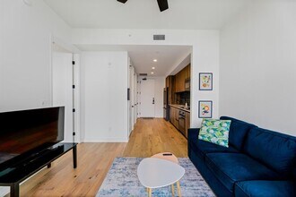 84 Northeast Dr in Austin, TX - Building Photo - Building Photo