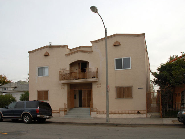 436-442 Daisy Ave in Long Beach, CA - Building Photo - Building Photo