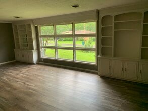 1523 W Bristow Dr in Tupelo, MS - Building Photo - Building Photo