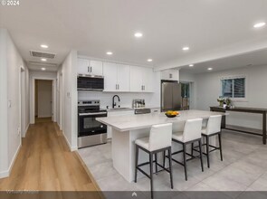 3805 E 11th St in Vancouver, WA - Building Photo - Building Photo