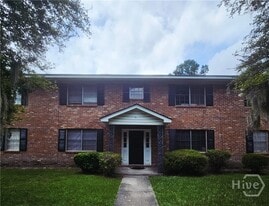 4407 Caroline Dr in Savannah, GA - Building Photo