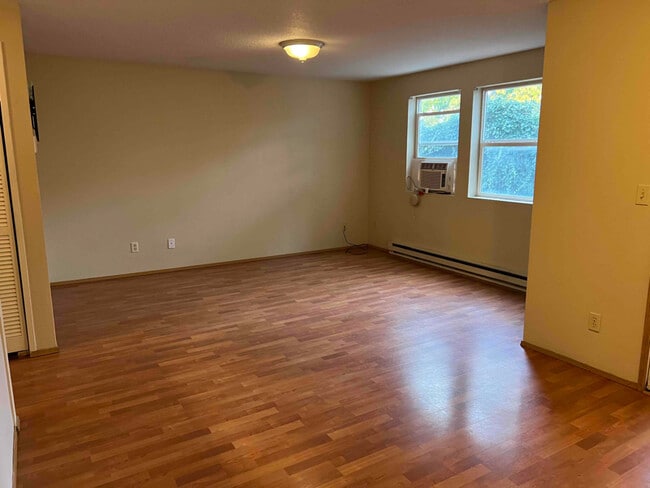 1008 X St in Vancouver, WA - Foto de edificio - Building Photo