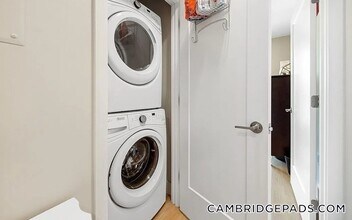 1975 Massachusetts Ave in Cambridge, MA - Building Photo - Building Photo