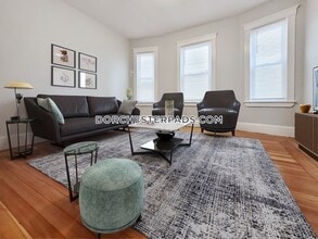 108 Callender St-Unit -3 in Boston, MA - Building Photo - Building Photo