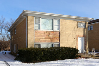 237 S Hale St in Addison, IL - Building Photo - Building Photo