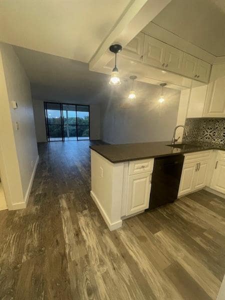 3050 NW 42nd Ave in Coconut Creek, FL - Building Photo