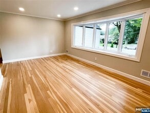 319 Mastin Pl in Ridgewood, NJ - Building Photo - Building Photo
