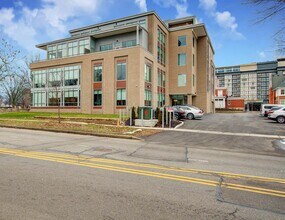 600 East Ave, Unit 9 in Rochester, NY - Building Photo - Building Photo