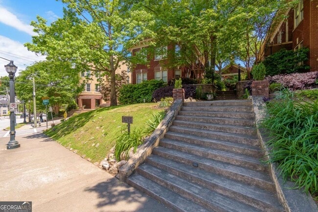 property at 1015 Piedmont Ave NE