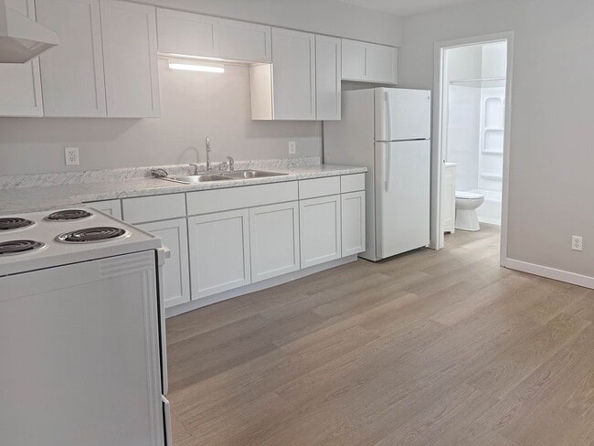 property at 1565 Bacon Ave