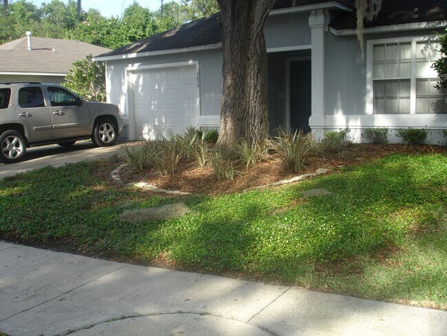 3650 NW 25th Terrace in Gainesville, FL - Building Photo - Building Photo