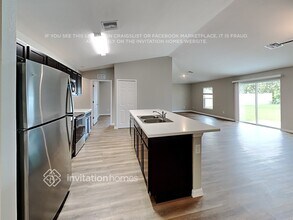 1106 NE 13th Pl in Cape Coral, FL - Foto de edificio - Building Photo