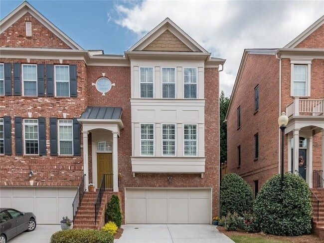 property at 2804 Loftview Square