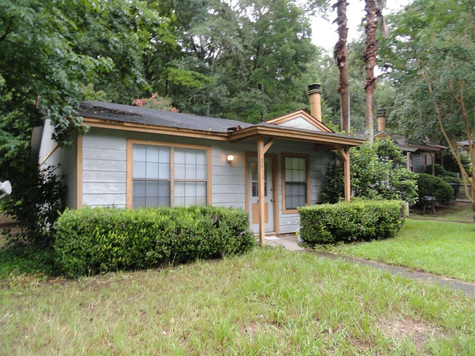 2833 Botany Pl in Tallahassee, FL - Building Photo