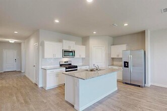 525 Passenger Trl in Fort Worth, TX - Building Photo - Building Photo