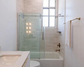 TALA Residences at Kith + Kin in Los Angeles, CA - Foto de edificio - Interior Photo