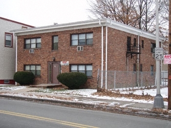 253 Sanford St in East Orange, NJ - Building Photo - Building Photo