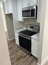 742 N K St in Livermore, CA - Building Photo - Building Photo