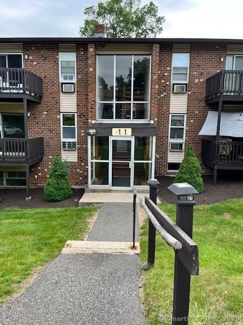 property at 41 Balance Rock Rd