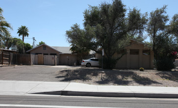 Suede Apartments in Phoenix, AZ - Building Photo - Building Photo