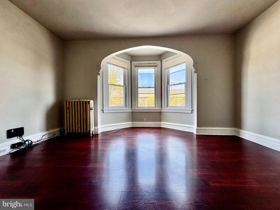 1404 Arch St in Norristown, PA - Building Photo