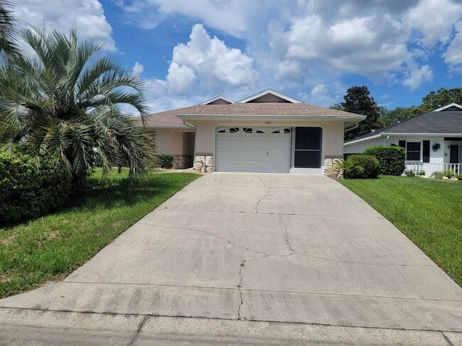 9265 SW 92nd Place Rd in Ocala, FL - Building Photo - Building Photo