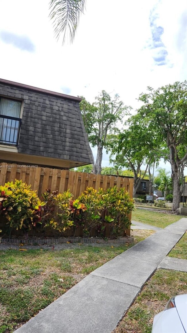 property at 14293 SW 94th Cir Ln