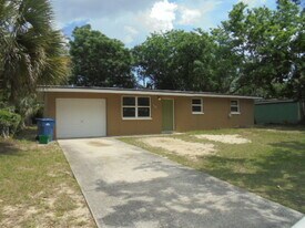 1435 Atlanta Dr in Daytona Beach, FL - Building Photo