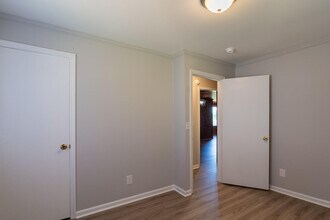 1032 Bedford Dr in Augusta, GA - Building Photo - Building Photo