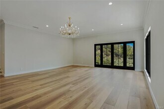 3515 Weslin Ave in Sherman Oaks, CA - Foto de edificio - Building Photo