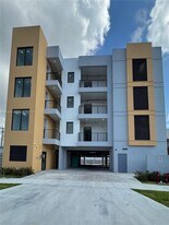 909 E 24th St in Hialeah, FL - Building Photo