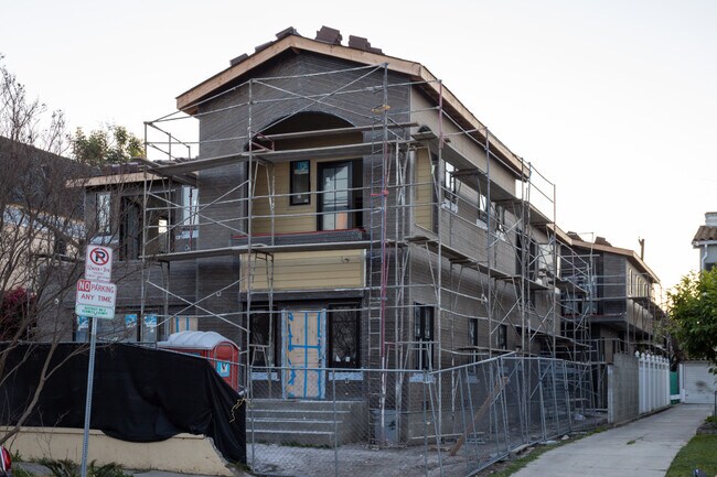 1022 Masselin Ave in Los Angeles, CA - Building Photo - Building Photo