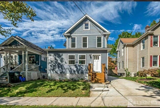 property at 307 Wayne St
