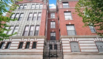 5132 S Drexel Ave, Unit #2 in Chicago, IL - Building Photo