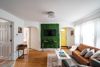 1812 E Thomas Ave in Milwaukee, WI - Building Photo - Building Photo