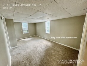 757 Turner Ave NW in Grand Rapids, MI - Building Photo - Building Photo