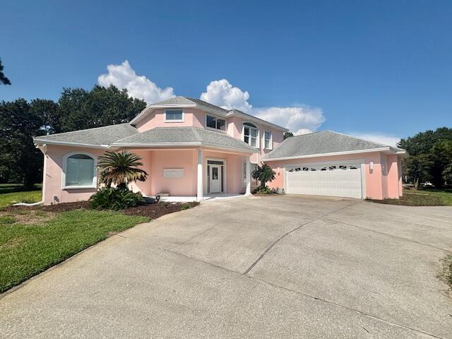 property at 1534 Glenlake Cir