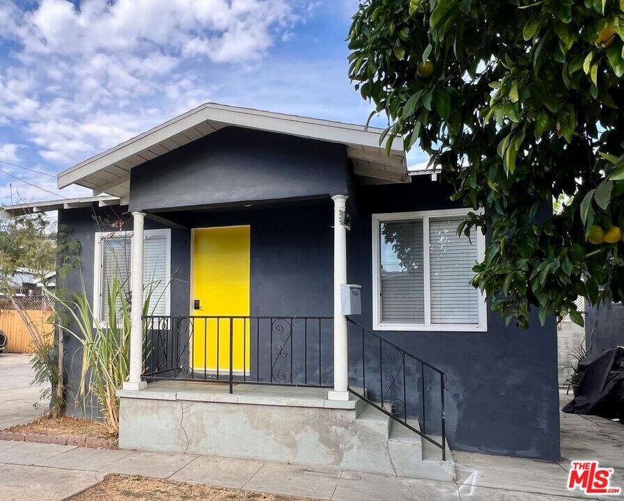 2649 Granada St in Los Angeles, CA - Building Photo