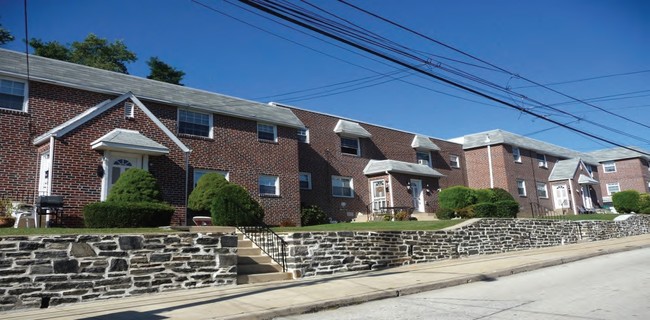 Drexelbriar Apartments in Havertown, PA - Building Photo - Building Photo