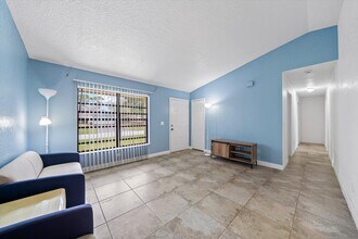 701 Elmont St NW in Palm Bay, FL - Building Photo - Building Photo