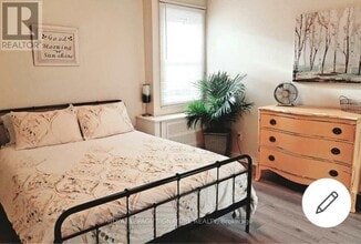 608 A Mt Pleasant Rd in Toronto, ON - Building Photo - Building Photo