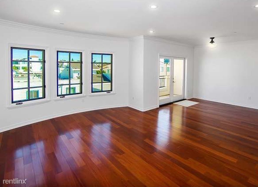 1000 Granville Ave in Los Angeles, CA - Foto de edificio