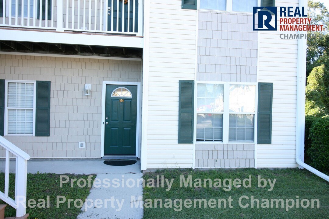 4613 McClelland Dr in Wilmington, NC - Building Photo