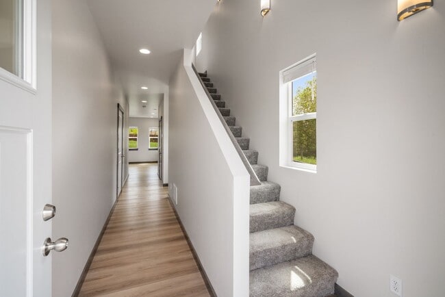 property at 2954 W Babcock St
