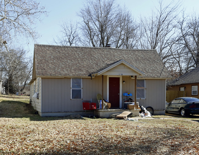 1448 N Prospect Ave in Springfield, MO - Building Photo - Building Photo