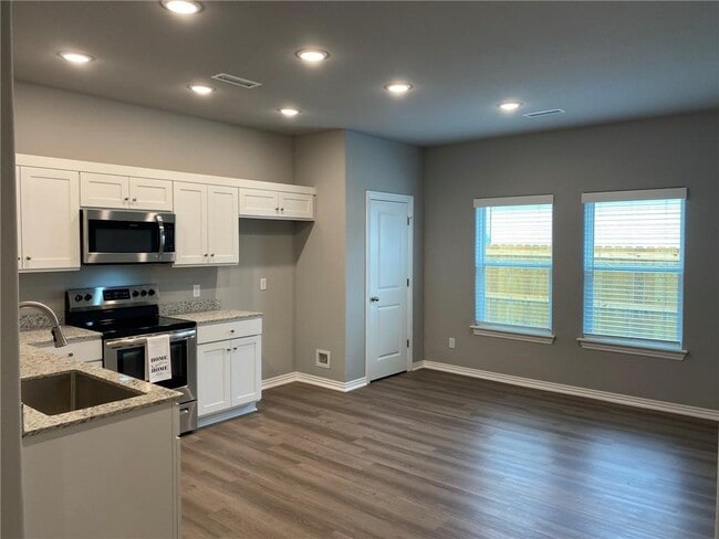 property at 221 Williams ct